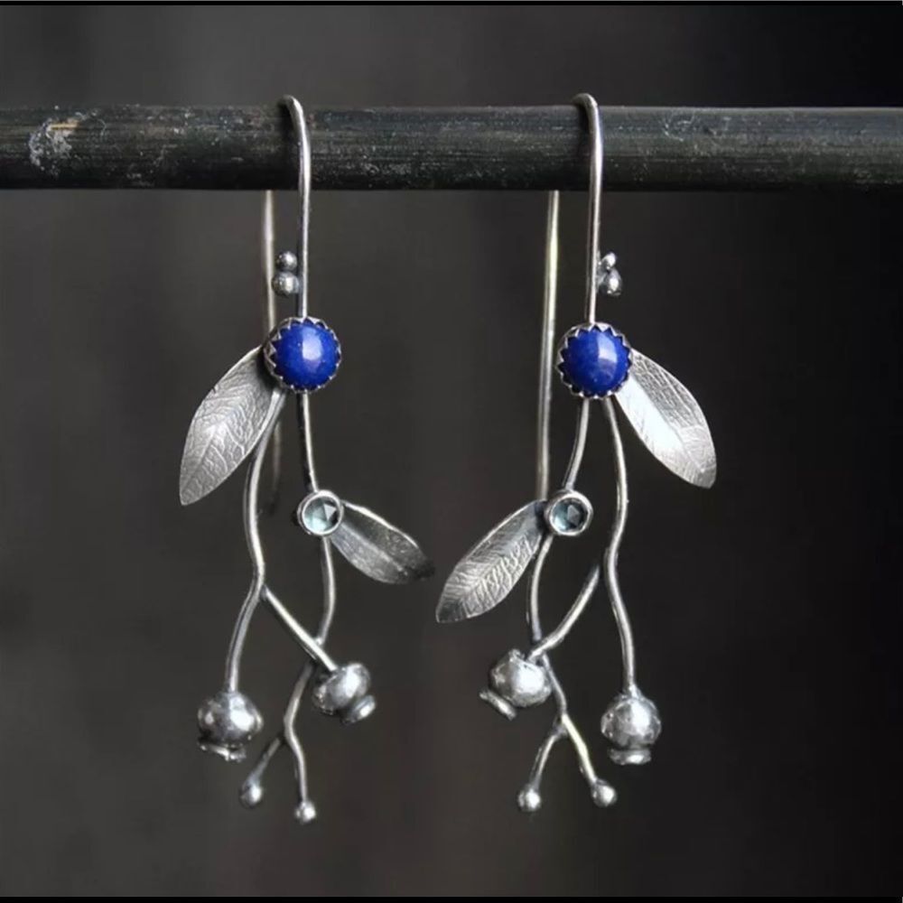Retro Bohemian Flower Branch Inlaid Blue Stone Earrings
